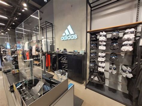 adidas atlas park|adidas store glendale.